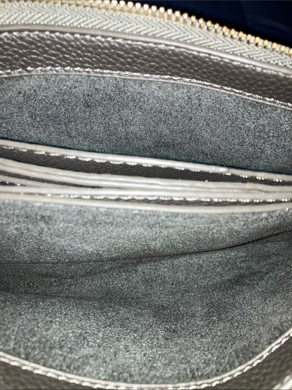 Hand Crafted Army Green Pebbled Crossbody Bag with Gold Hardware 9” X 5” - Picture 4 of 8
